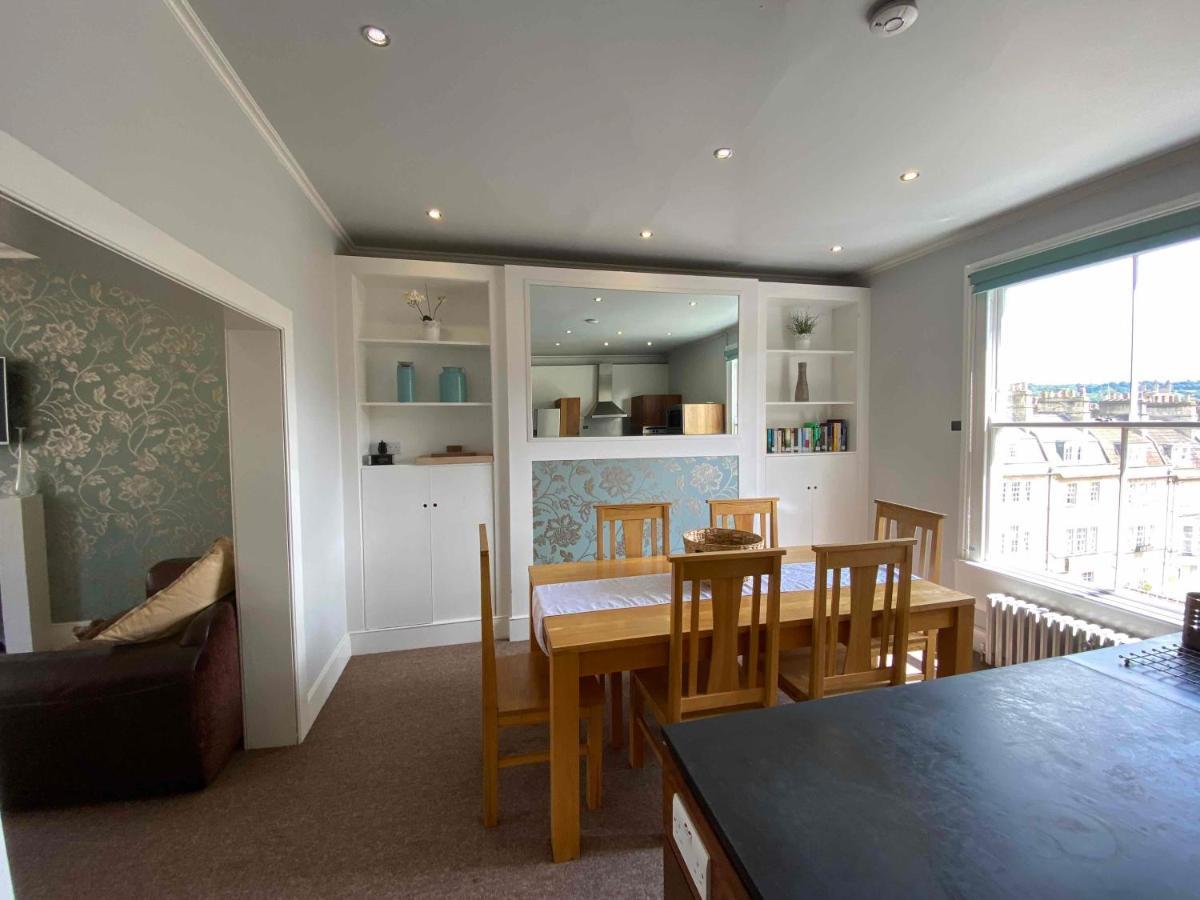 Bath Roof Terrace Apartment, City Centre, Sleeps Up To 8 외부 사진